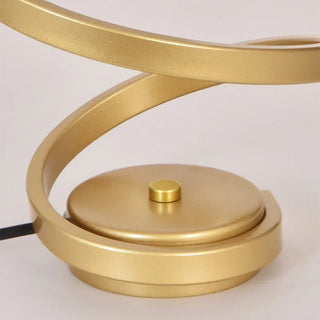 Lampe Dorée Sur Pied